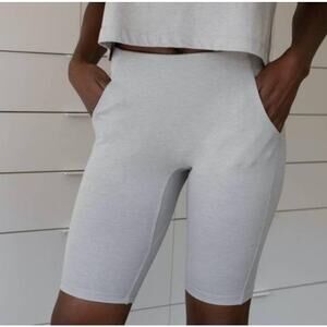 LUNYA Restore Bike Shorts Womens Medium Ambient Gray Heather Pockets Knit NWOT